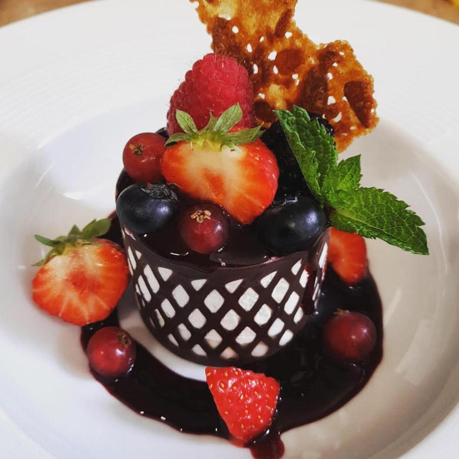 Logis Hotel Restaurant Le Moulin De La Coudre Venoy Екстер'єр фото
