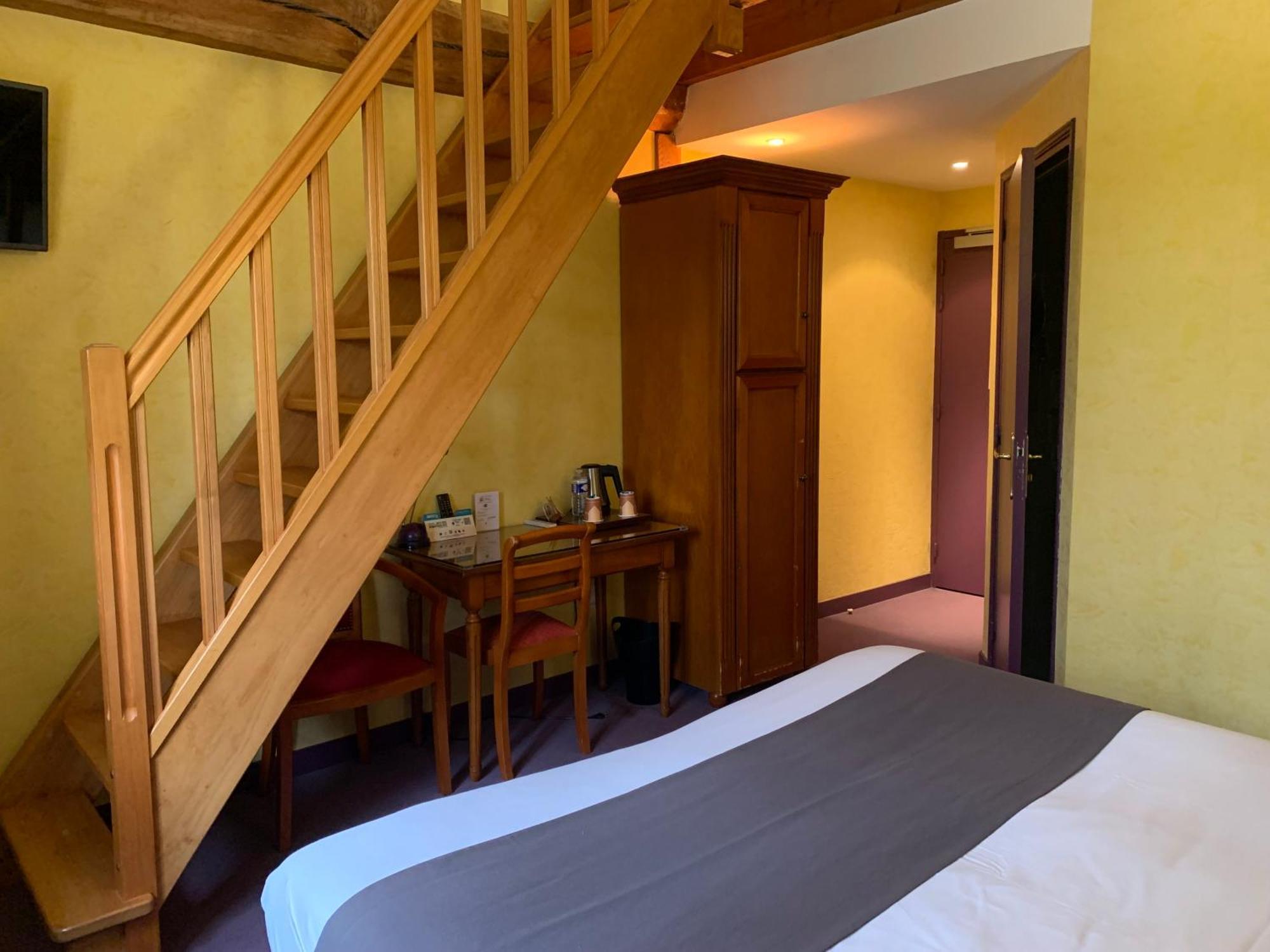 Logis Hotel Restaurant Le Moulin De La Coudre Venoy Екстер'єр фото