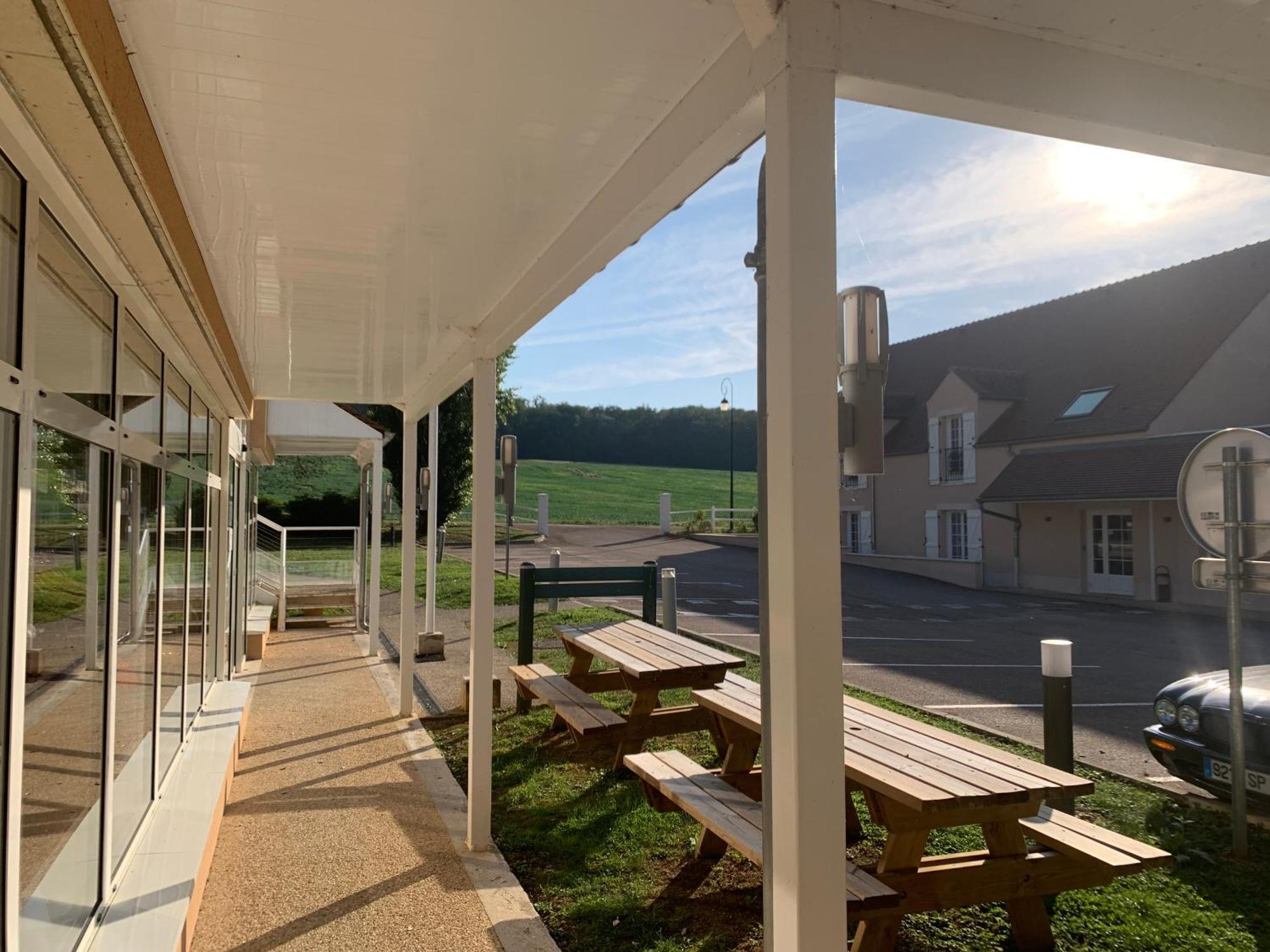Logis Hotel Restaurant Le Moulin De La Coudre Venoy Екстер'єр фото